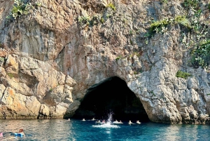 Nice: Mala Caves, Villefranche & Snorkeling Boat Tour