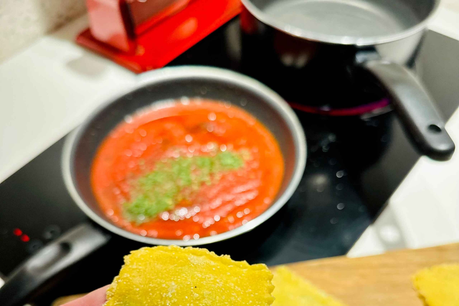 Nice: Mediterranean Fresh Pasta Cooking Class with Dinner