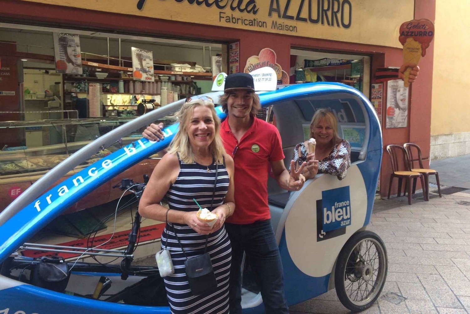 Nice: private guided Tour by electric taxi bike