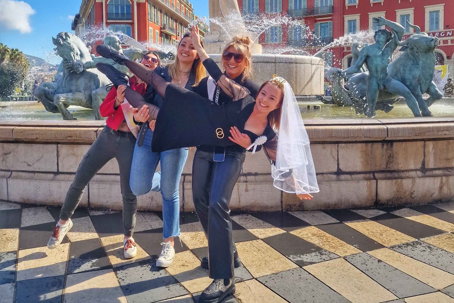 Nice: Private Treasure Hunt special bachelorette party