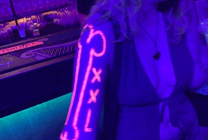 Nice: 4 Bars Party Pub Crawl + VIP Club Entry & 5 Free Shots