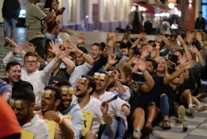 Nice: 4 Bars & 1 Club Fun Bar Crawl Party with Free Shots