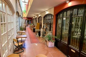 Nice: Walking Tour of Port Lympia & Antiques District