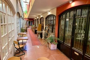 Nice: Walking Tour of Port Lympia & Antiques District