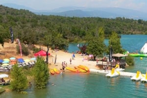 Countryside, Medieval Village and Lake Private Guided Tour