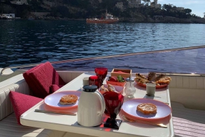 Saint-Jean-Cap-Ferrat: French Riviera Luxury Cruise