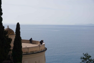 Tour in a vintage Méhari between Nice, Eze, and Monaco on the Côte d'Azur