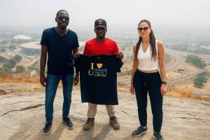 Abuja: Wonderland Mountain Guided Hike with ScenicViewpoints