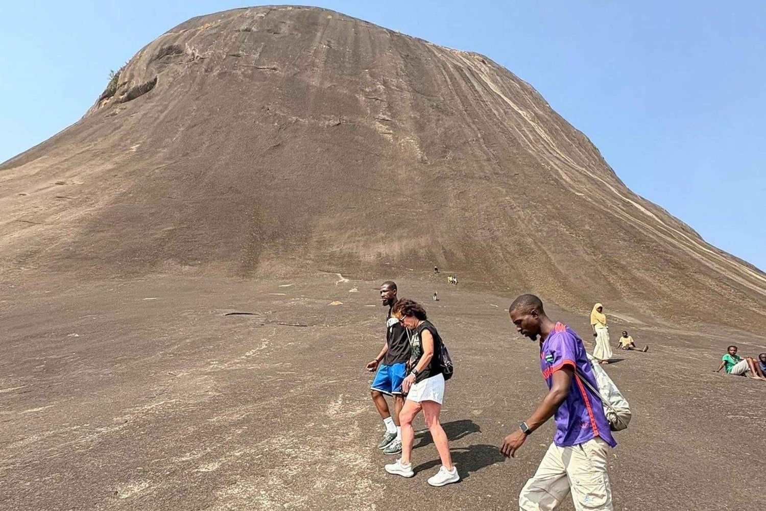 Abuja: Zuma Rock Hiking Adventure Nigeria’s Iconic Monolith