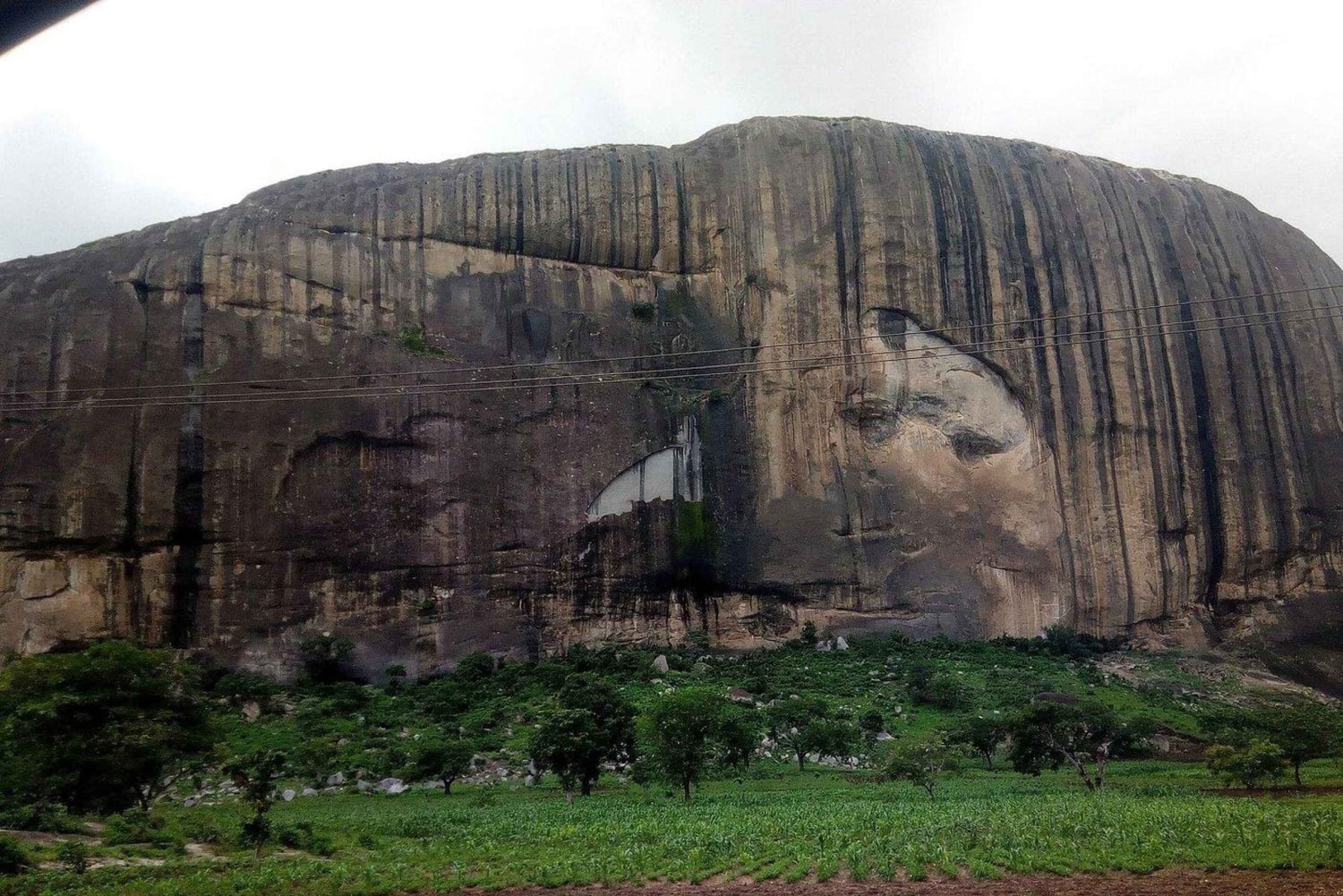 Abuja: Zuma Rock Hiking Adventure Nigeria’s Iconic Monolith