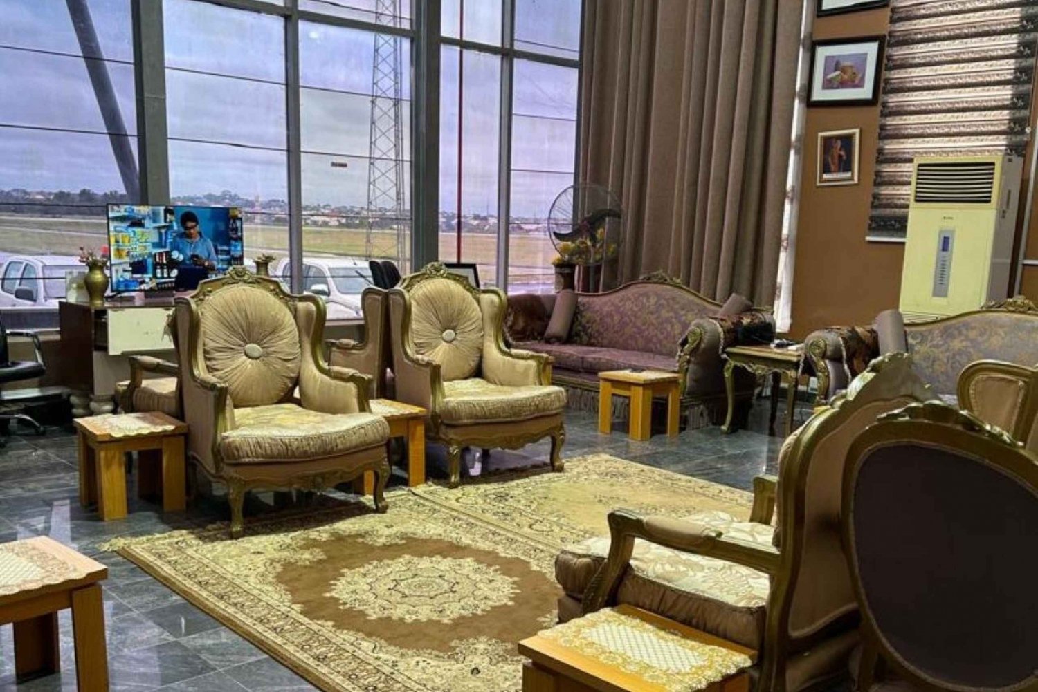 Enugu: Access to airport lounge