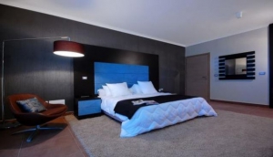 IO Furniture
