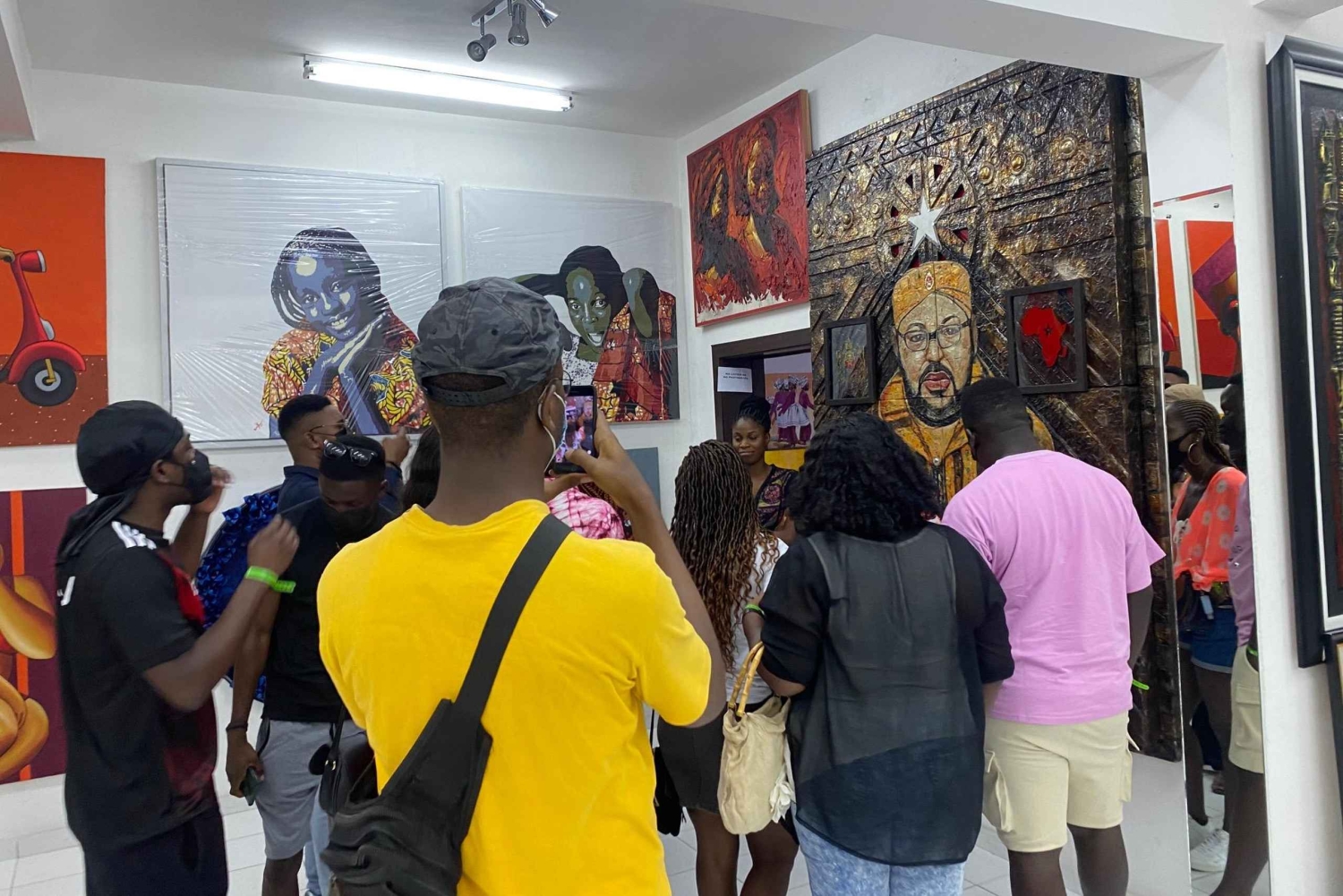 Lagos: visita partilhada a uma galeria de arte