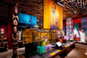 Lagos: visita partilhada a uma galeria de arte