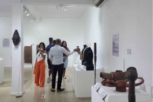 Lagos: tour guidato della città con creazione di profumi