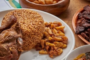 Lagos: Nigerian Food Tour with Meals and Drinks
