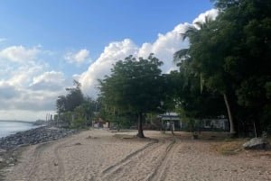 Lagos : nuit sur la plage de Tarkwa Bay avec cours de surf