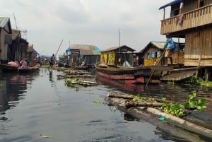 Visite de la communauté flottante de Makoko