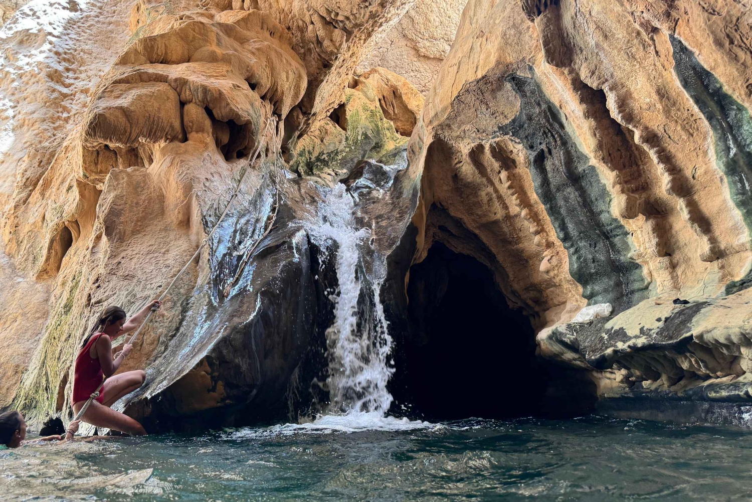 2-дневное приключение в Омане: Вади Шаб, черепахи и пустыня