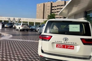 2023 landcruiser til VIP-ture og transfers i Muscat