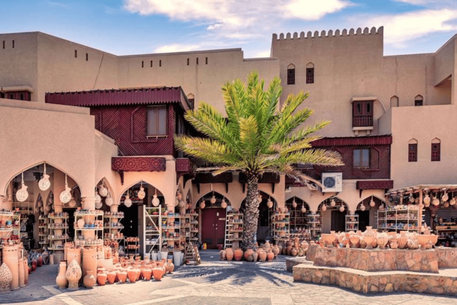 Amouage & Nizwa Full-Day Tour: Fort, Souq & Barakat Al Mouz