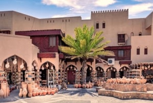 Amouage & Nizwa Full-Day Tour: Fort, Souq & Barakat Al Mouz
