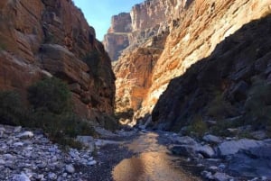 Escursione di un giorno a Jabal Shams, Wadi Nakhar, Misfat Al Abriyeen