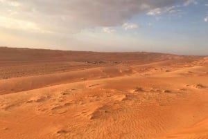 Privat dagstur til Wadi Hawir og Wahiba Sands