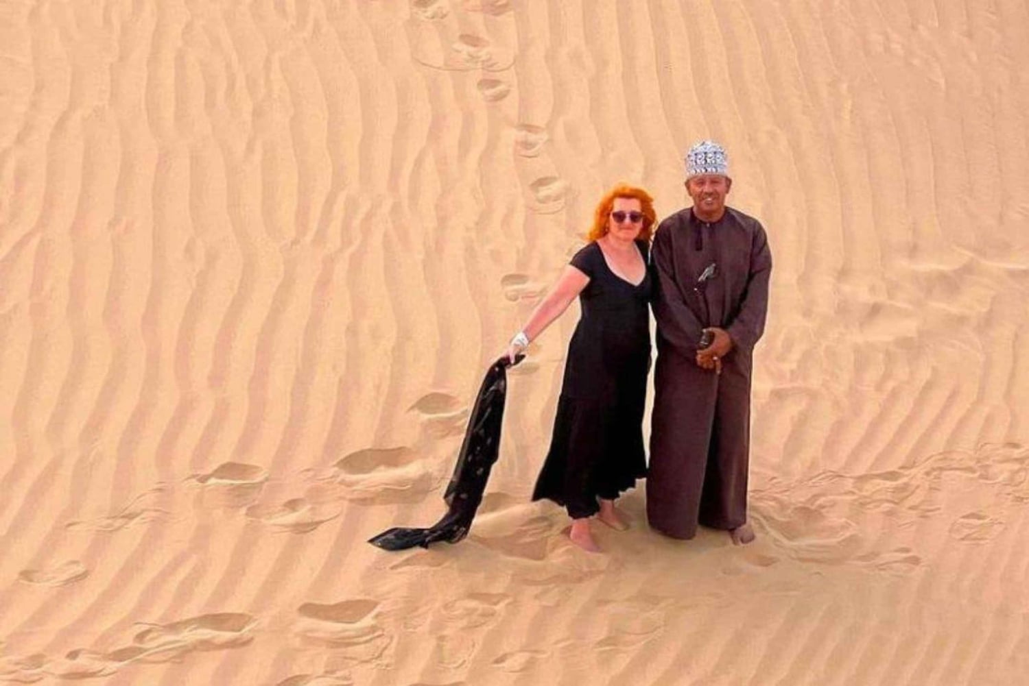 Pustynne safari - zachód słońca - na pustyni Empty Quarter