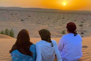 Pustynne safari - zachód słońca - na pustyni Empty Quarter