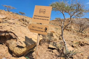 Dibba Musandam Mountain Safari , acampamento na praia Jantar com churrasco