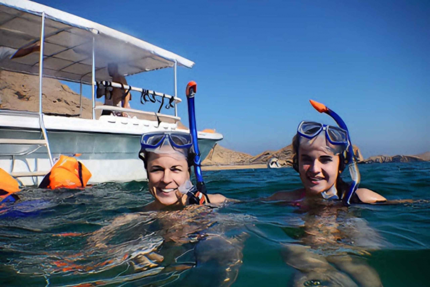 DOLPHINS AND SNORKELING TRIP