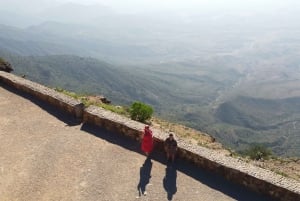 Abenteuer Ost-Salalah: Natur, Geschichte und landschaftliche Reize