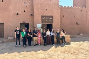 Salalah Est: Cascata di Wadi Darbat, cammelli, castello e Samhan