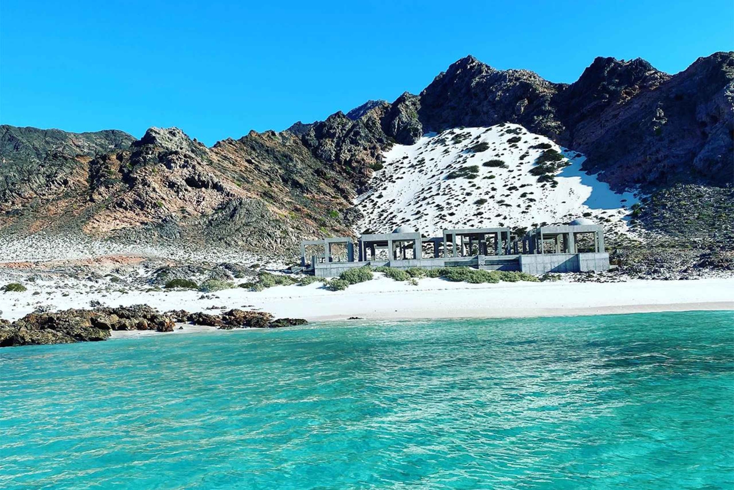 Fishing & Islands Tour in Suda, Al-Haskiyah, & AlHallaniyat