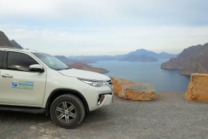 من دبي: جولة مسندم خصب مع رحلة بالقارب وسفاري