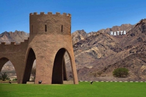 Dubaissa: Hatta Mountain Tour, Hatta DAM.