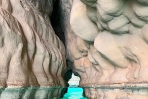 Desde Mascate: 3 días Nizwa, Desierto, Tortuga, Wadi Shab