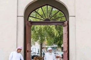 من مسقط: 3 أيام في نزوى والصحراء والسلحفاة ووادي شاب