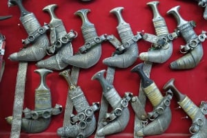 من مسقط: 3 أيام في نزوى والصحراء والسلحفاة ووادي شاب