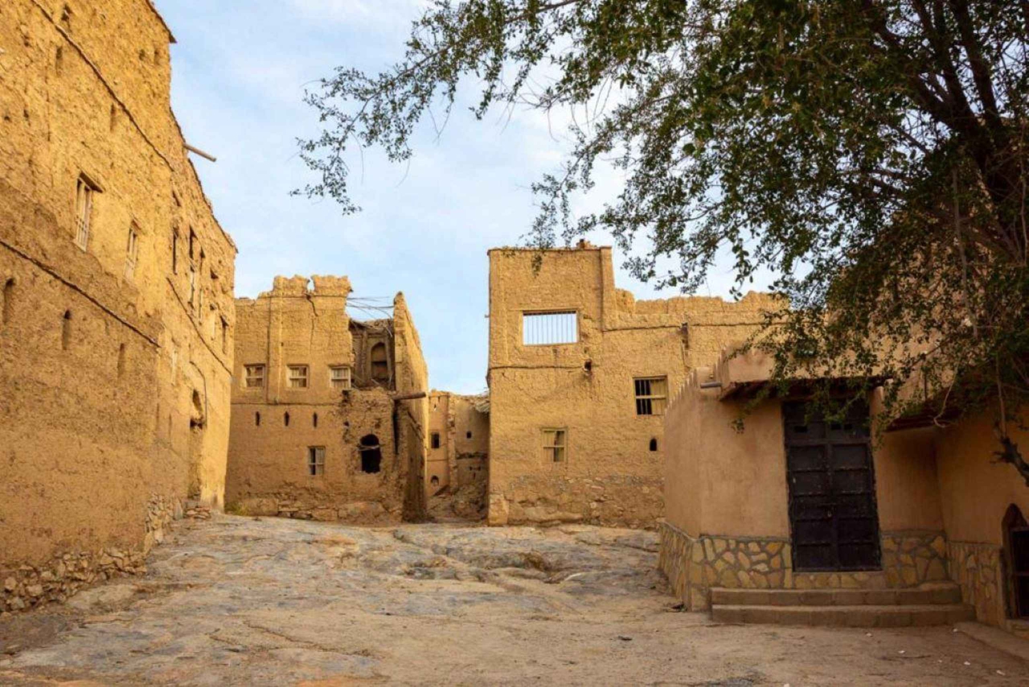 Fra Muscat: Heldagstur til Nizwa-Misfat Al Abriyeen-Al Hamra