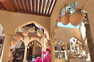 Fra Muscat: Heldagstur til Nizwa-Misfat Al Abriyeen-Al Hamra