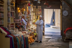 Fra Muscat: Heldagstur til Nizwa-Misfat Al Abriyeen-Al Hamra