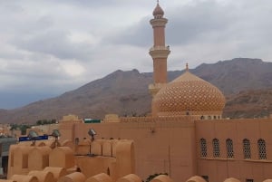 Ab Muscat: Nizwa & Al Hamra Geführte historische Tour