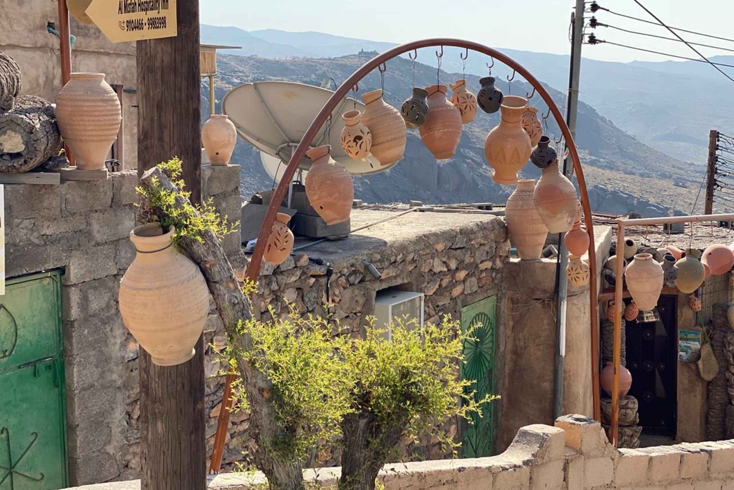 من مسقط: نزوى والحمراء مع إقامة ليلية في جبل شمس