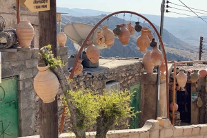 من مسقط: نزوى والحمراء مع إقامة ليلية في جبل شمس