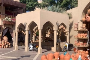 Fra Muscat: Oman Across Ages Museum og Nizwa - privat udflugt