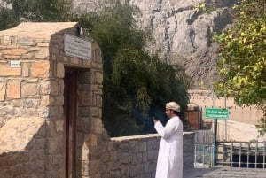 Från Muscat: Privat Nizwa och Jabel Akhdar-Shams med lunch