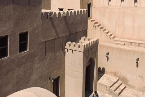 From Muscat: Private Nizwa & Jabel Akhdar - Shams with Lunch