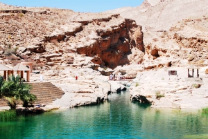 Desde Mascate: Wadi Shab, Ras Al Jinz, Wahiba Sands, tour de 2 días.